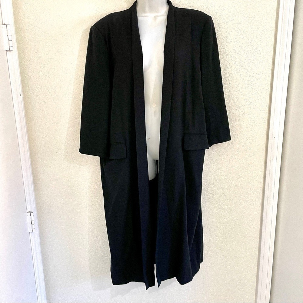 Max Mara Women's 8 Virgin Wool Tailored Black Crop Sleeve Long Line Coat